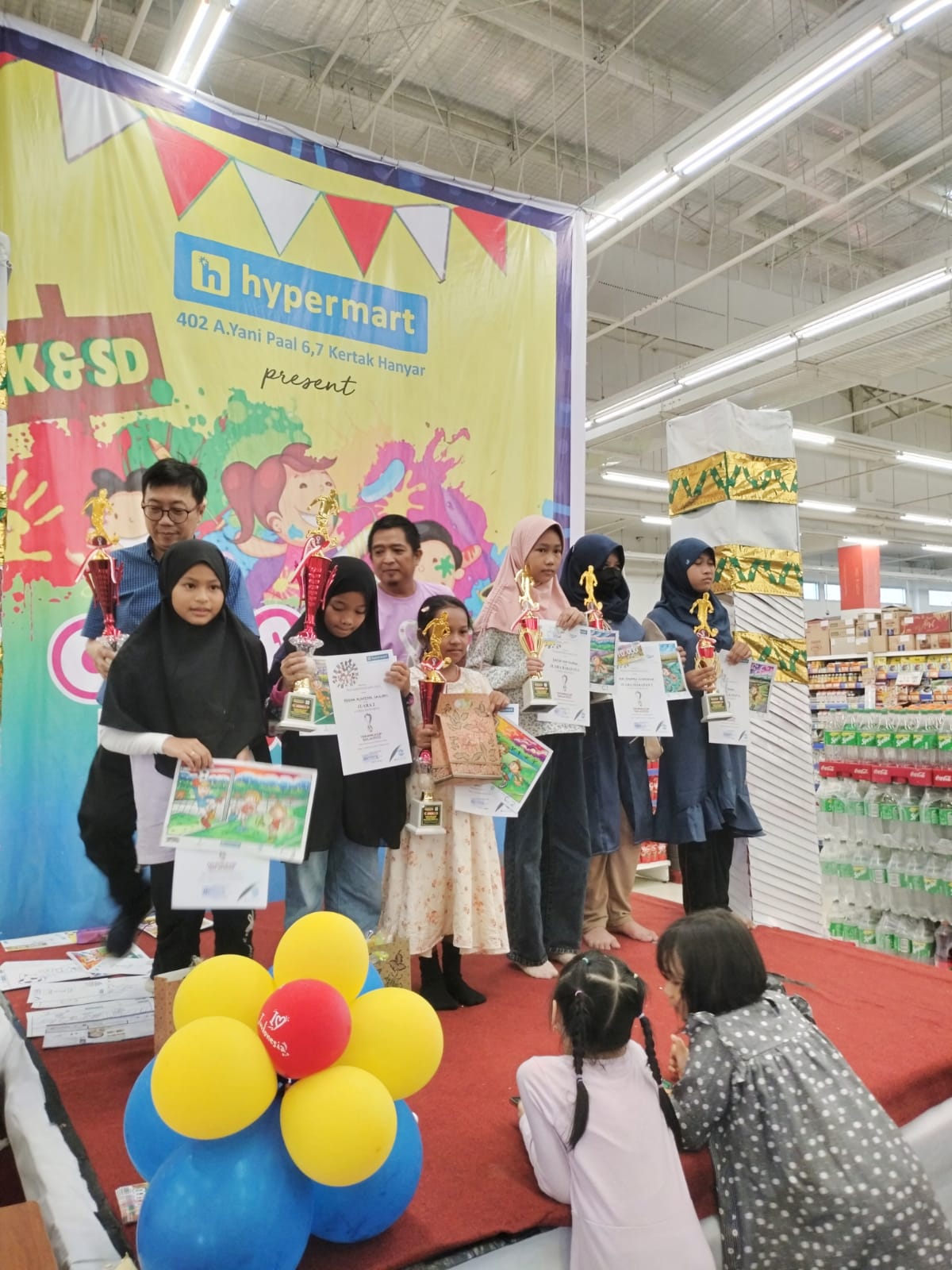 Kembangkan Kreativitas, 44 Anak Ikuti Lomba Mewarna Piala Dunia 2022 