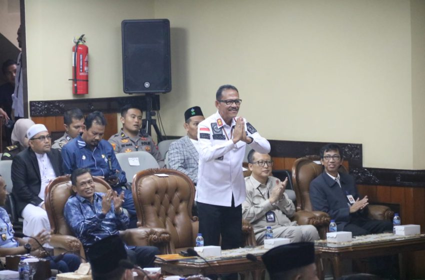  Faisol Ali Hadiri Rapat Paripurna di DPRD Kalsel