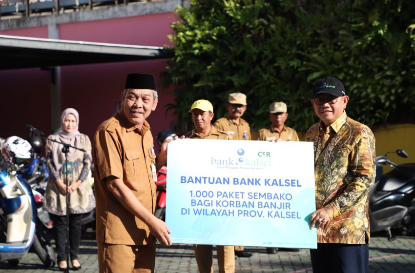  Kalaborasi Bersama Dinsos, Bank Kalsel Salurkan Bantuan Kepada Korban Banjir