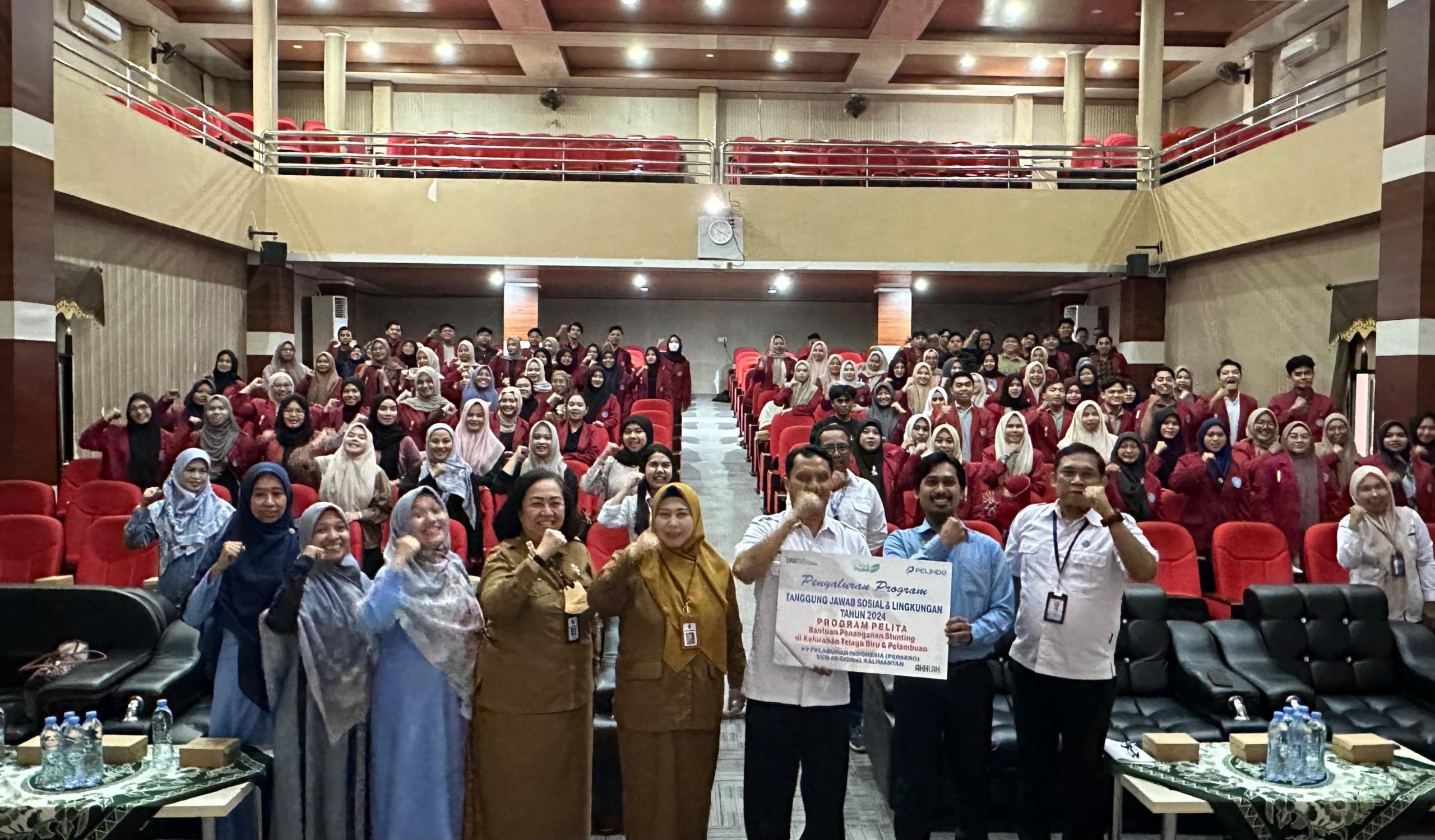 Bersama Mahasiswa, Pelindo Sub Regional Kalimantan Salurkan Program Pelita