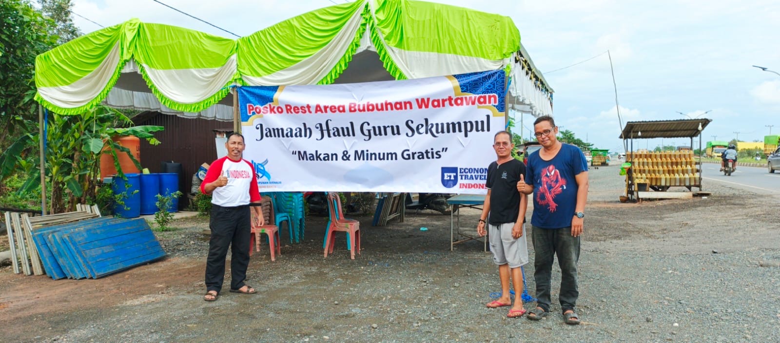 Posko Bubuhan Wartawan Sediakan Makan Gratis Untuk Jamaah Haul